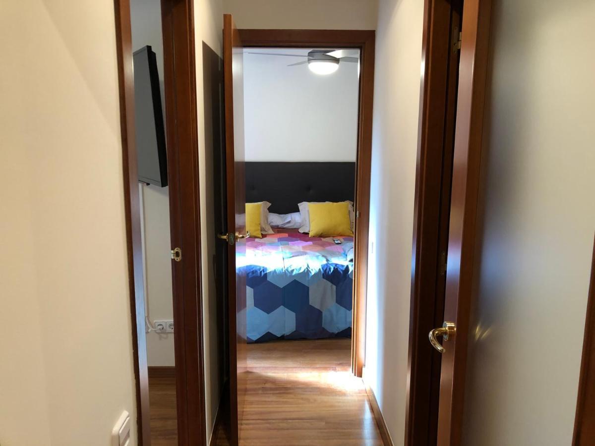 Apartaments Vicus 2 Con Vistas A La Plaza Mayor De Vic Kültér fotó