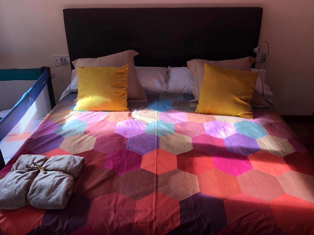 Apartaments Vicus 2 Con Vistas A La Plaza Mayor De Vic Kültér fotó