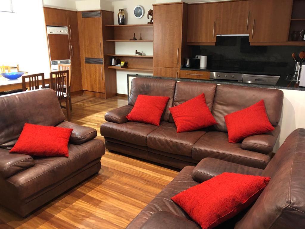 Apartaments Vicus 2 Con Vistas A La Plaza Mayor De Vic Kültér fotó